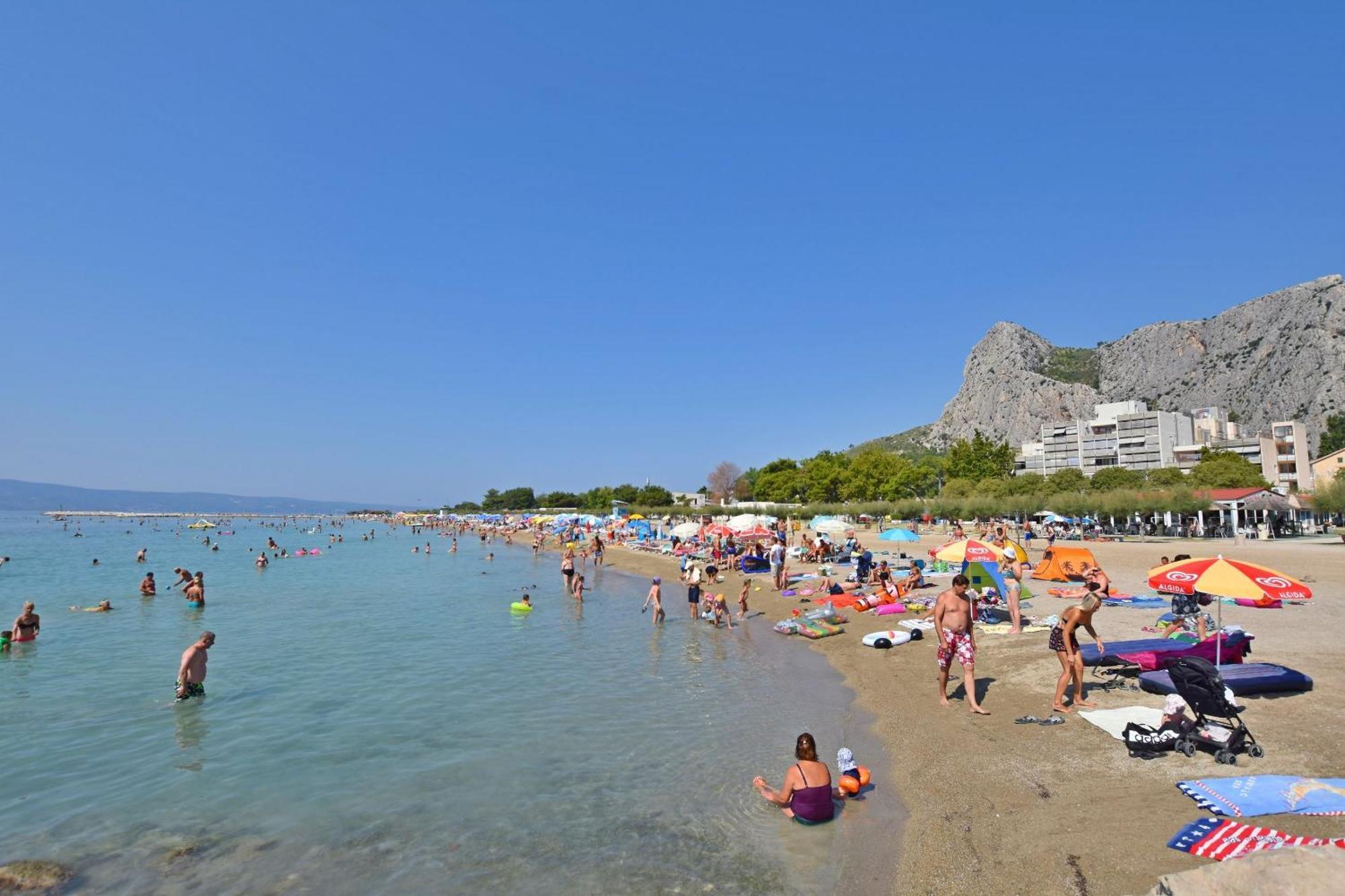 Apartment Antonela Omiš Kültér fotó